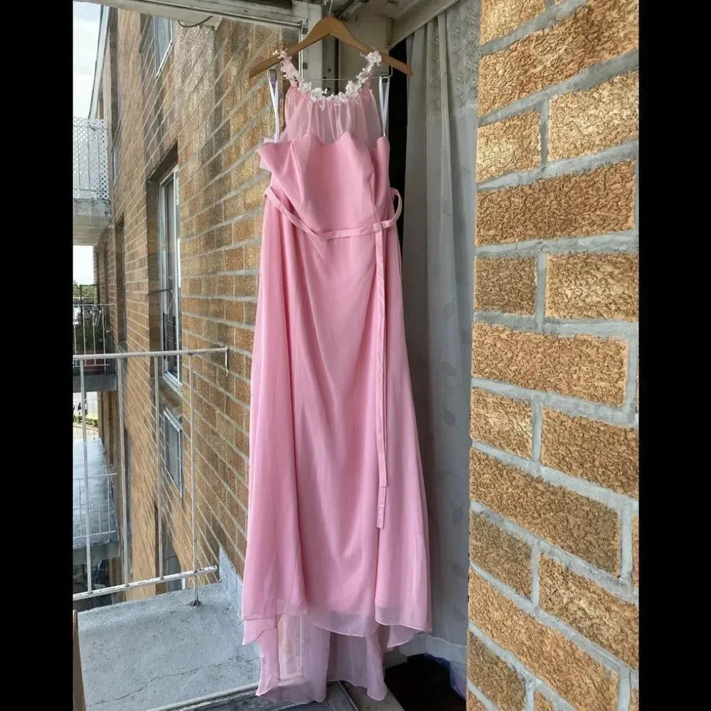 Disney royal maidens dress by alfred Angelo - Picture 2 of 13